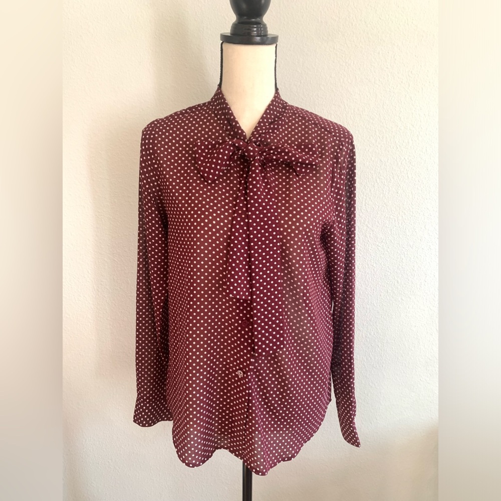 ▪️ Michael Kors Merlot/White Polka-Dot Blouse